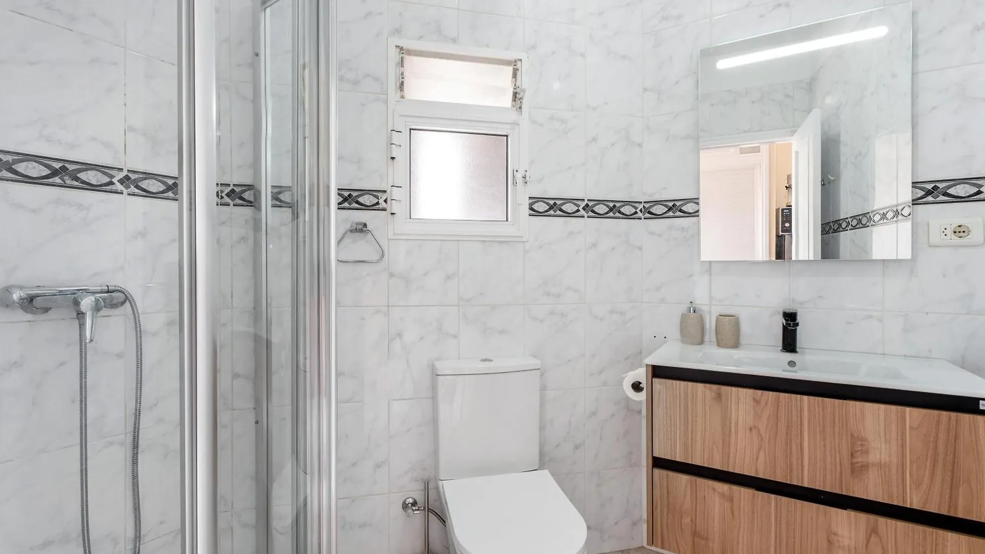Cristianmar Frontline Sea View Apartment Los Cristianos